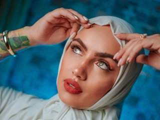 Picture of LuciaLyone
